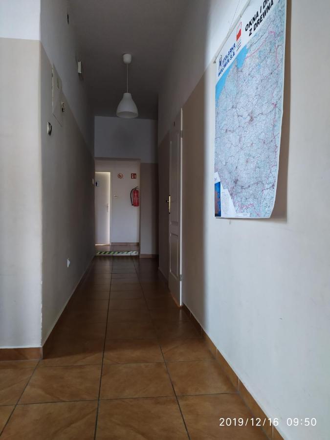 Dom Turysty Pttk Ostello Stary Toruń Esterno foto